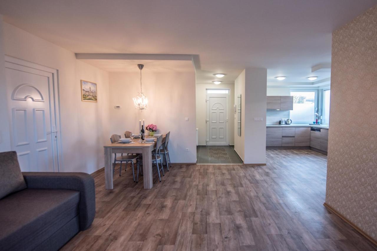 Chalet Keszthely Bagian luar foto